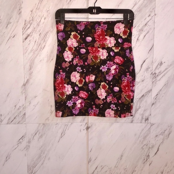 4/$30 Forever 21 Floral Stretch High Waist Mini Skirt SZ S - Picture 4 of 4
